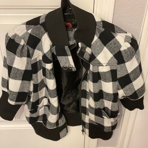 Buffalo plaid mid sleeve jacket